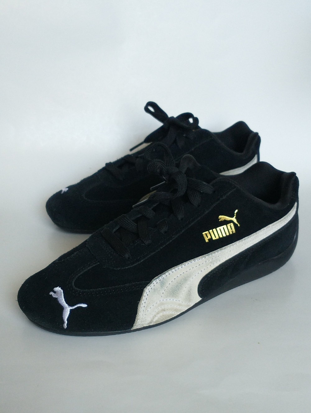 Puma Speedcat Black Suede Trainers with White Formstrip and Gold Logo.SIZE 6.5US